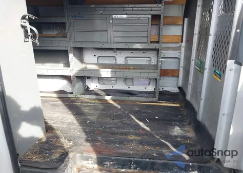 2016 Ford Transit-250 z USA, uszkodzony, nr VIN 1FTYR1ZM9GKA47336